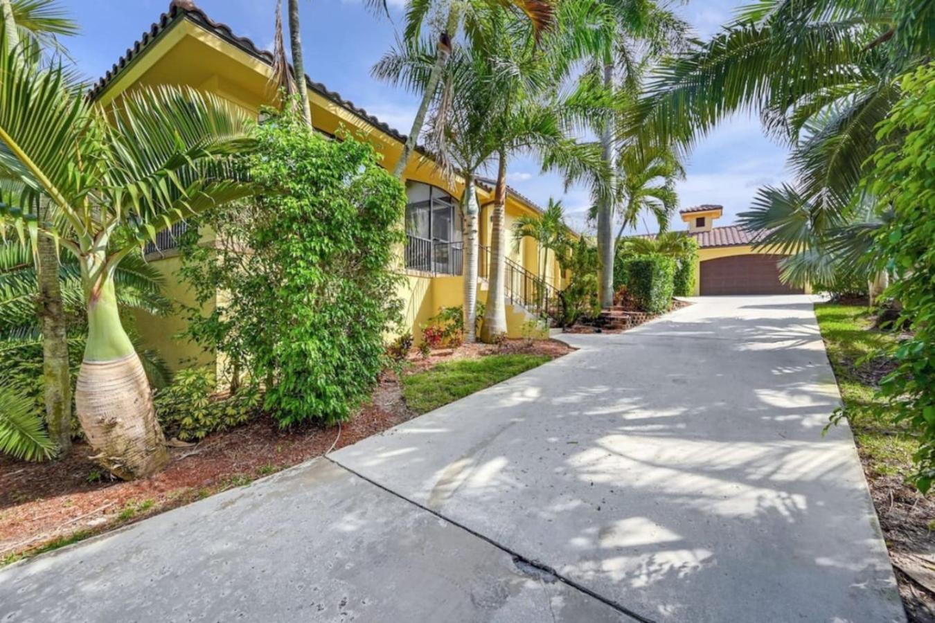 502 Massive 5 Bedroom Estate With Pool Marco Island Extérieur photo