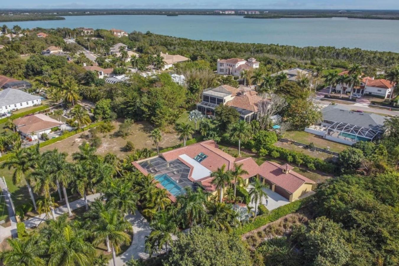 502 Massive 5 Bedroom Estate With Pool Marco Island Extérieur photo